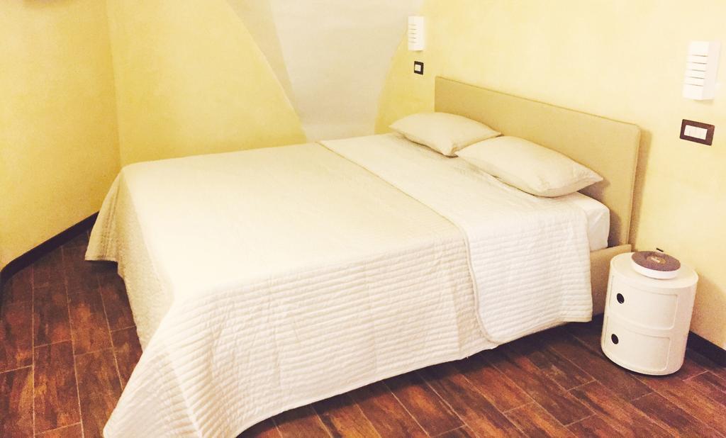 Paladin Home Νάπολη Δωμάτιο φωτογραφία